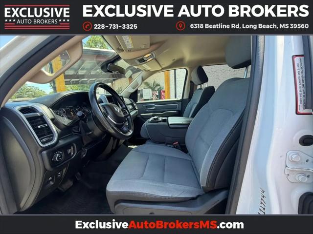 2020 Ram 1500 Big Horn Crew Cab 4x4 5'7" Box