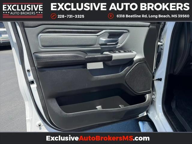 2020 Ram 1500 Big Horn Crew Cab 4x4 5'7" Box