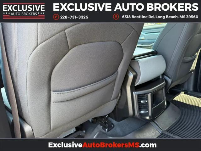 2020 Ram 1500 Big Horn Crew Cab 4x4 5'7" Box
