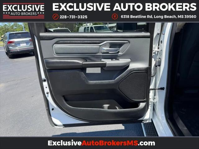 2020 Ram 1500 Big Horn Crew Cab 4x4 5'7" Box