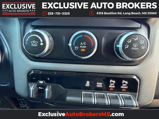 2020 Ram 1500 Big Horn Crew Cab 4x4 5'7" Box