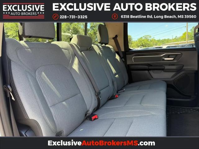 2020 Ram 1500 Big Horn Crew Cab 4x4 5'7" Box
