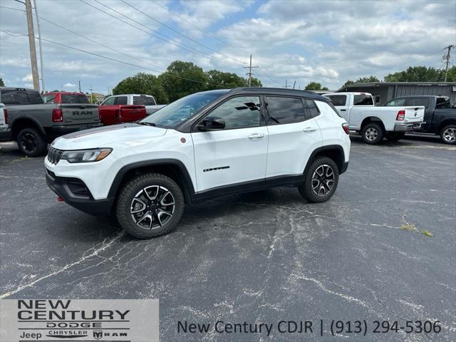 2025 Jeep Compass Trailhawk 4x4 for sale in Paola, KS