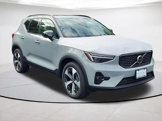 2026 Volvo XC40 Plus, B5 AWD Gas (mild hybrid), Dark for sale in Falls Church, VA