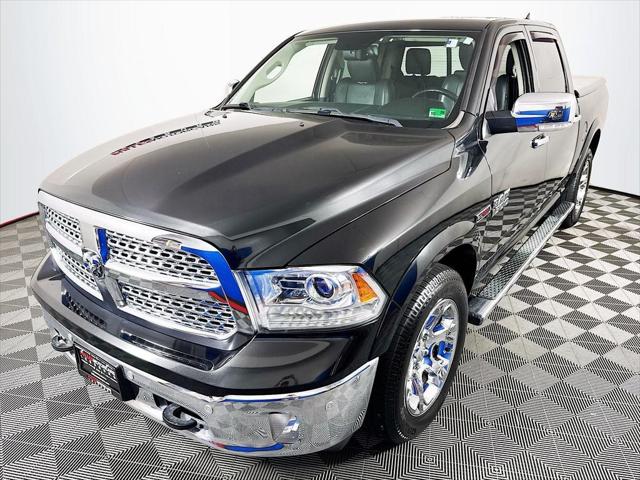 2018 RAM 1500 Laramie Crew Cab 4x4 57 Box 2018 RAM 1500 Laramie Crew Cab 4x4 57 Box