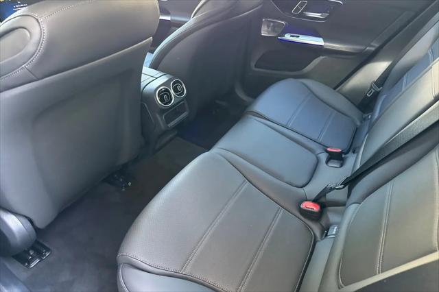 2027 Mercedes-Benz GLC GLC 300