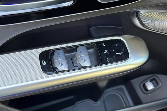 2027 Mercedes-Benz GLC GLC 300