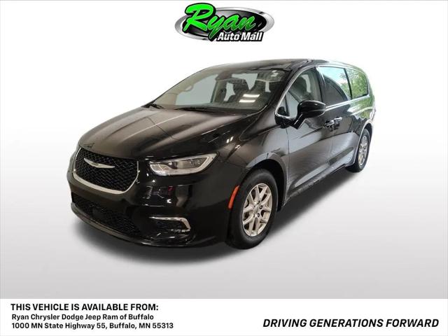 2024 Chrysler Pacifica Touring L for sale in Buffalo, MN