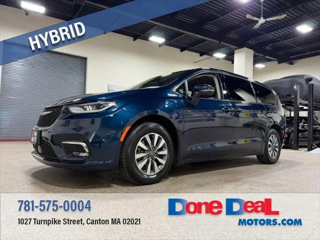 2023 Chrysler Pacifica Hybrid Touring L for sale in Canton, MA