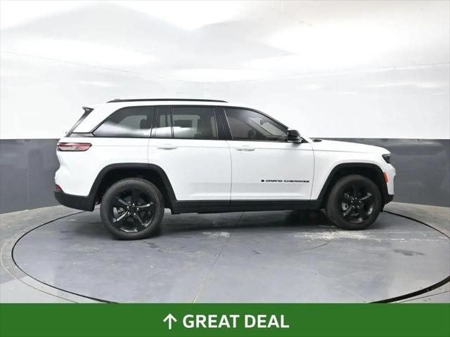 2023 Jeep Grand Cherokee Limited 4x4 for sale in Elkhorn, WI
