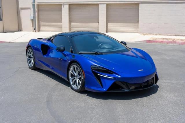 2025 McLaren Artura TechLux for sale in Sherman Oaks, CA