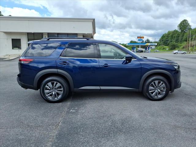 2025 Nissan Pathfinder SV 4WD