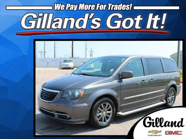 2016 Chrysler Town & Country S for sale in Ozark, AL