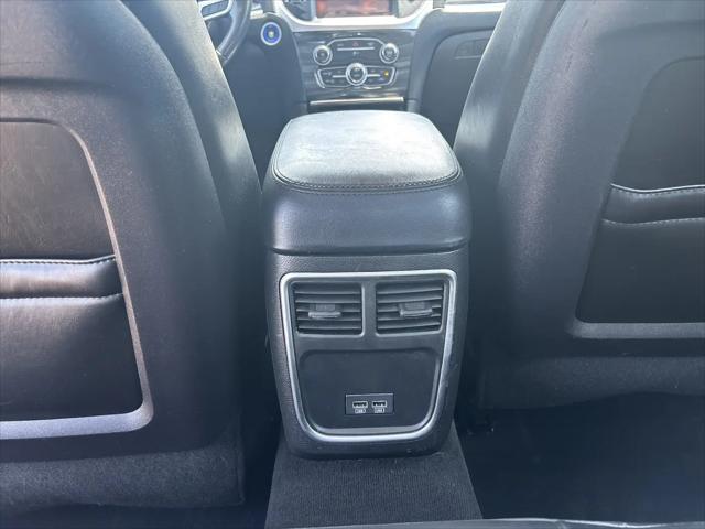 2020 Chrysler 300 Touring L