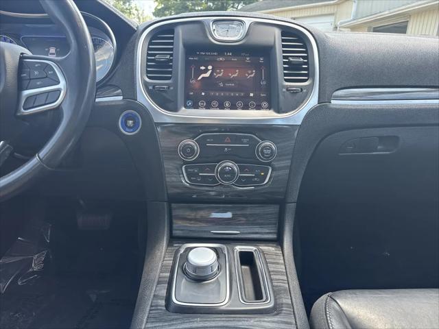 2020 Chrysler 300 Touring L