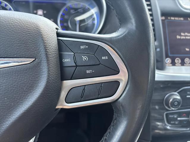 2020 Chrysler 300 Touring L