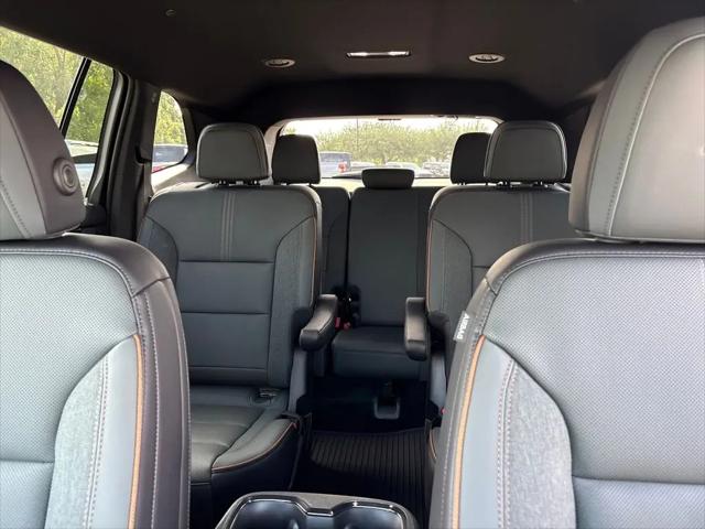 2026 GMC Acadia AT4 AWD