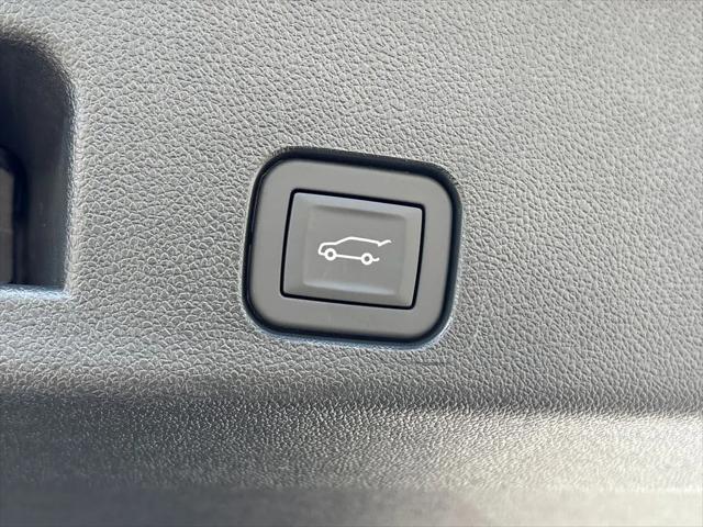2026 GMC Acadia AT4 AWD
