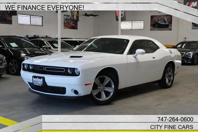 2019 Dodge Challenger SXT for sale in Panorma City, CA