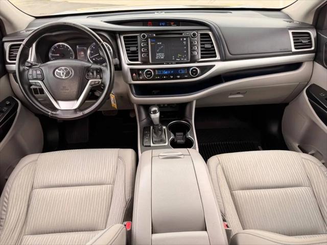 2017 Toyota Highlander LE Plus