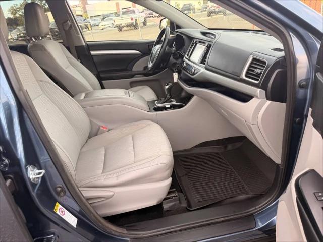 2017 Toyota Highlander LE Plus