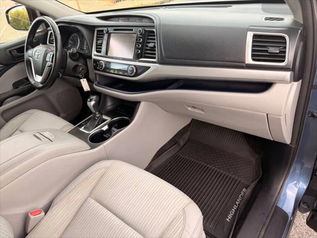 2017 Toyota Highlander LE Plus