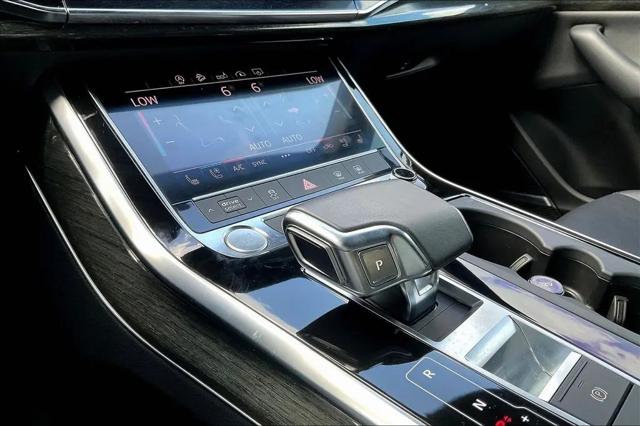 2020 Audi Q8 Premium Plus 55 TFSI quattro Tiptronic