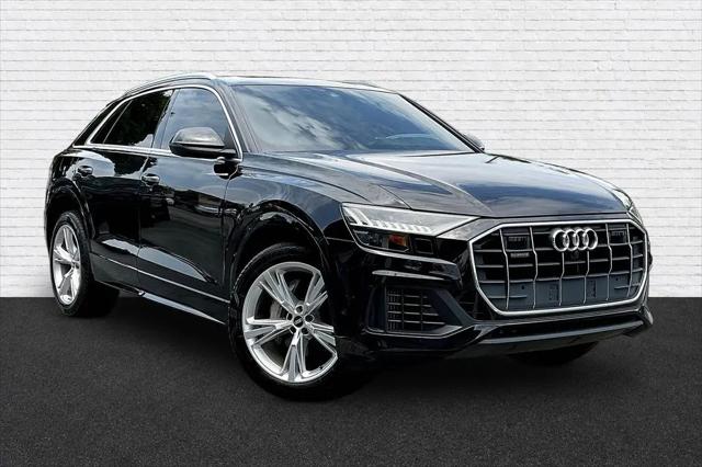 2020 Audi Q8 Premium Plus 55 TFSI quattro Tiptronic