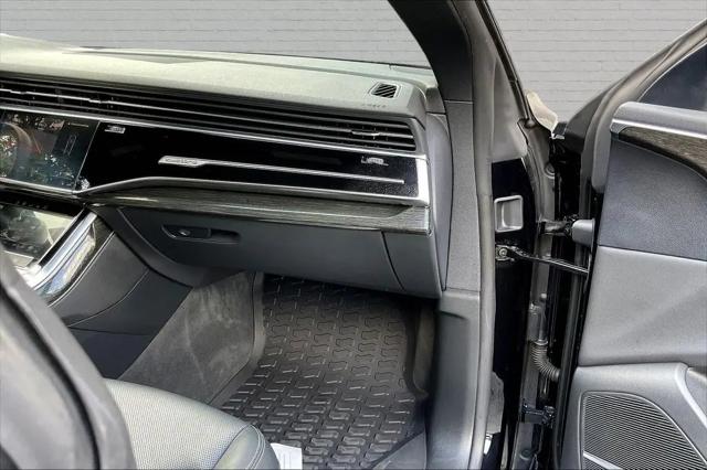 2020 Audi Q8 Premium Plus 55 TFSI quattro Tiptronic