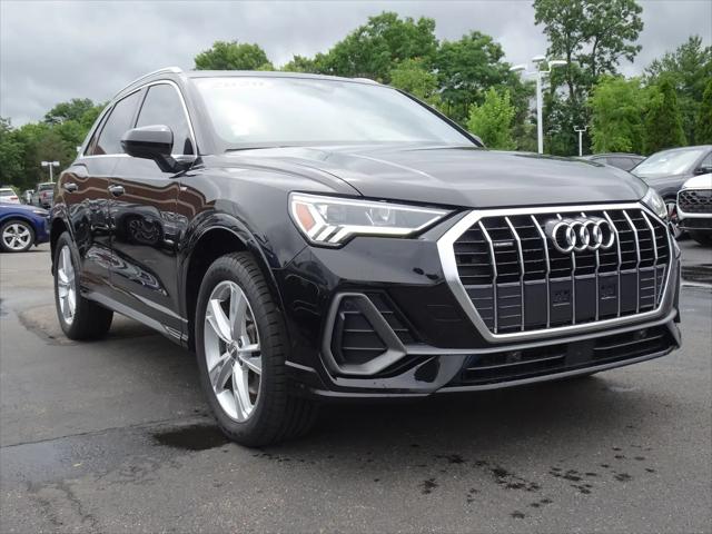 2020 Audi Q3 Premium Plus 45 TFSI S line quattro Tiptronic