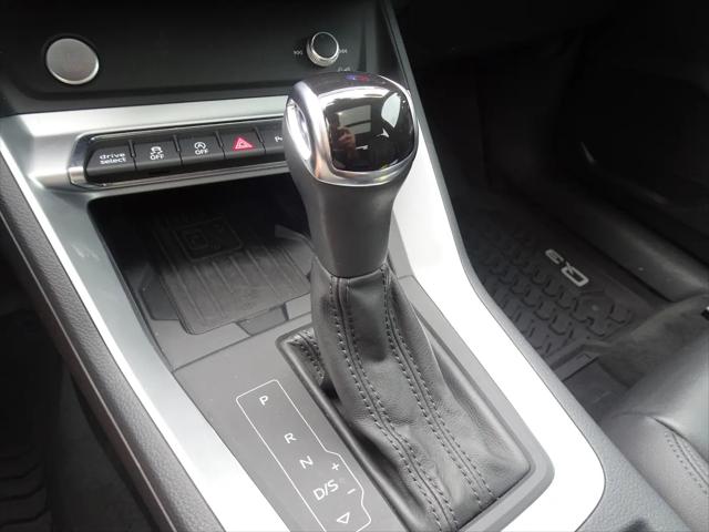 2020 Audi Q3 Premium Plus 45 TFSI S line quattro Tiptronic