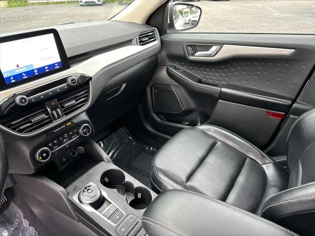 2020 Ford Escape SEL