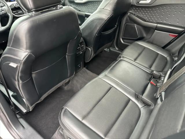 2020 Ford Escape SEL