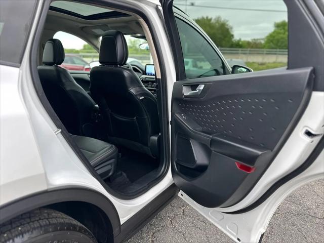 2020 Ford Escape SEL