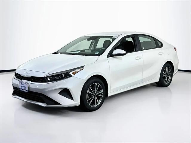 2023 Kia Forte LXS for sale in Voorhees, NJ