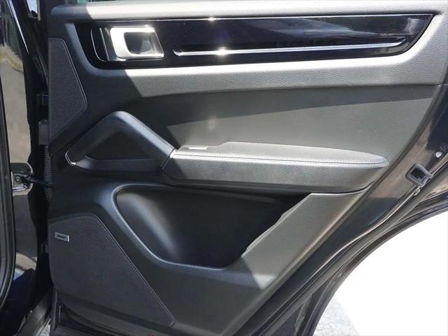 2021 Porsche Cayenne Cayenne