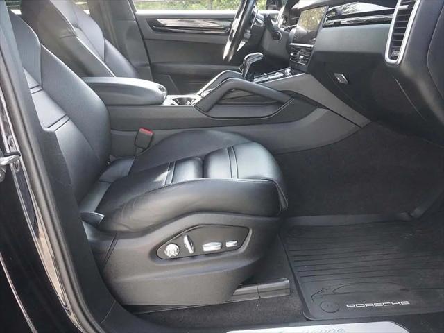 2021 Porsche Cayenne Cayenne
