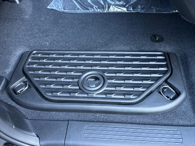 2026 Ram 1500 Express Crew Cab 4x4 57 Box