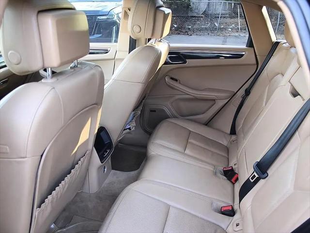 2015 Porsche Macan S