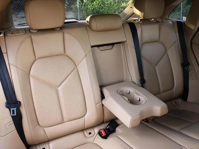 2015 Porsche Macan S