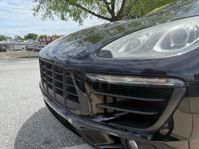 2016 Porsche Macan S