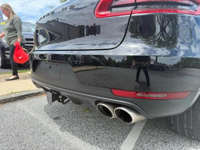2016 Porsche Macan S