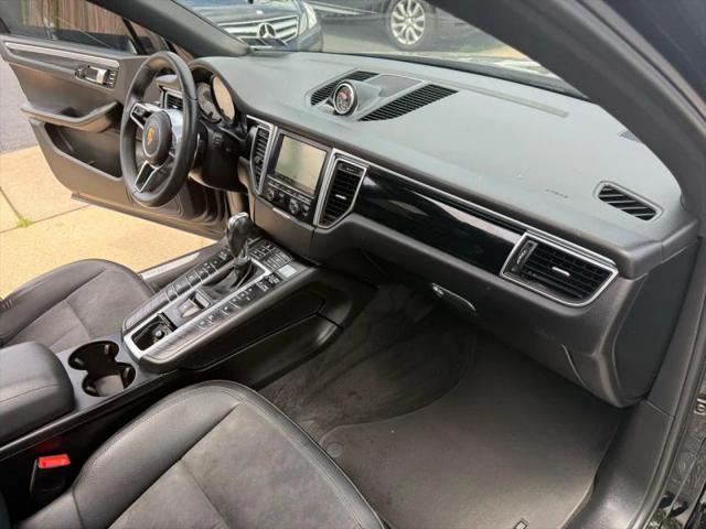 2016 Porsche Macan S