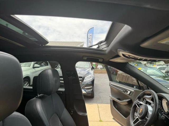 2016 Porsche Macan S