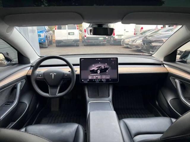 2022 Tesla Model 3 Rear-Wheel Drive