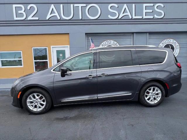 2020 Chrysler Pacifica Touring L