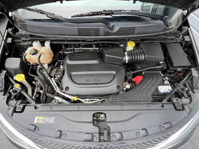 2020 Chrysler Pacifica Touring L