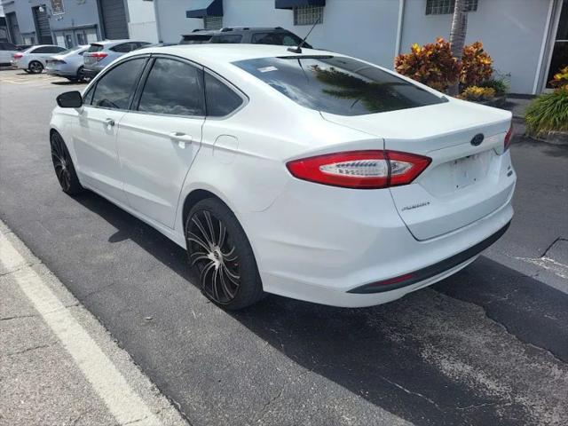 2015 Ford Fusion SE