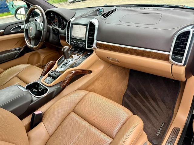 2012 Porsche Cayenne Turbo