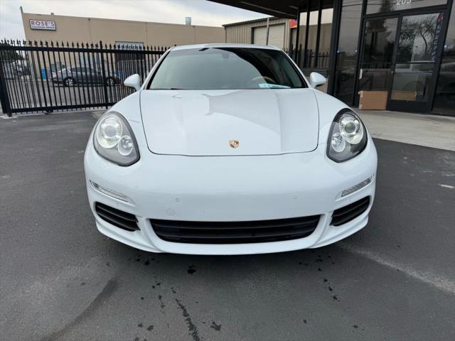 2014 Porsche Panamera Base